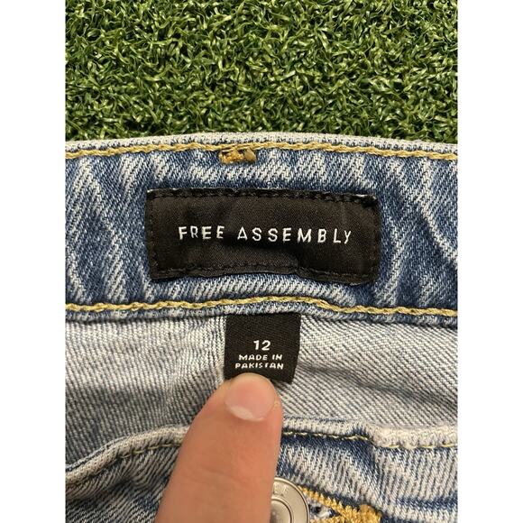 Ladies Free Assembly Denim Blue Jeans Size 12 Wide Leg - Picture 3 of 4